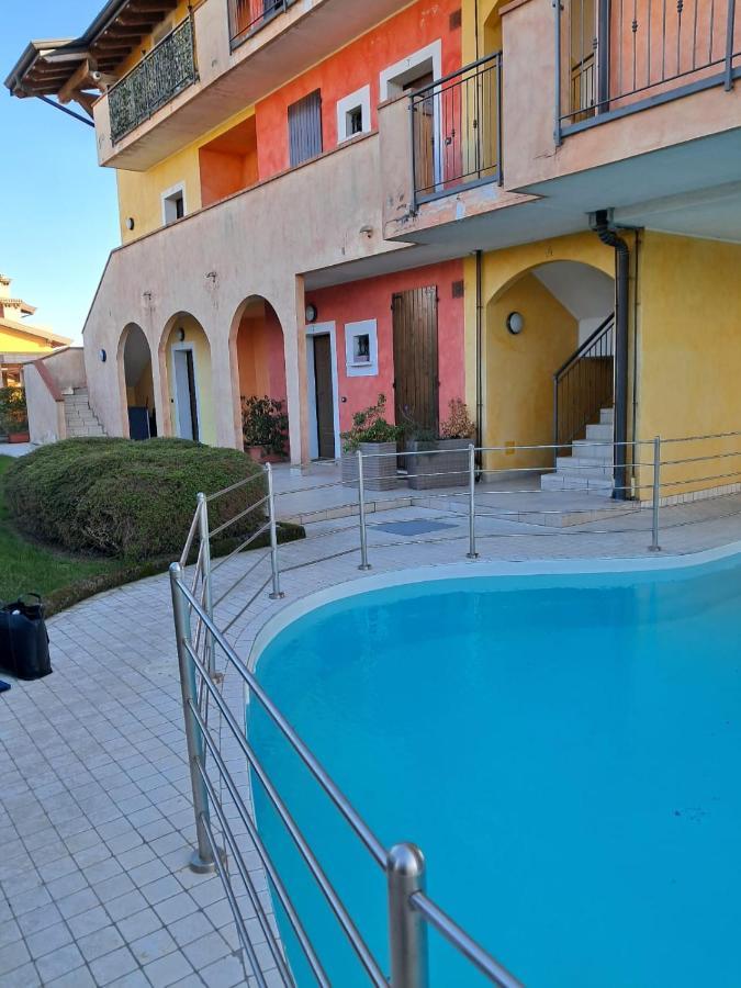 La Casa Di Mery Desenzano del Garda Eksteriør billede